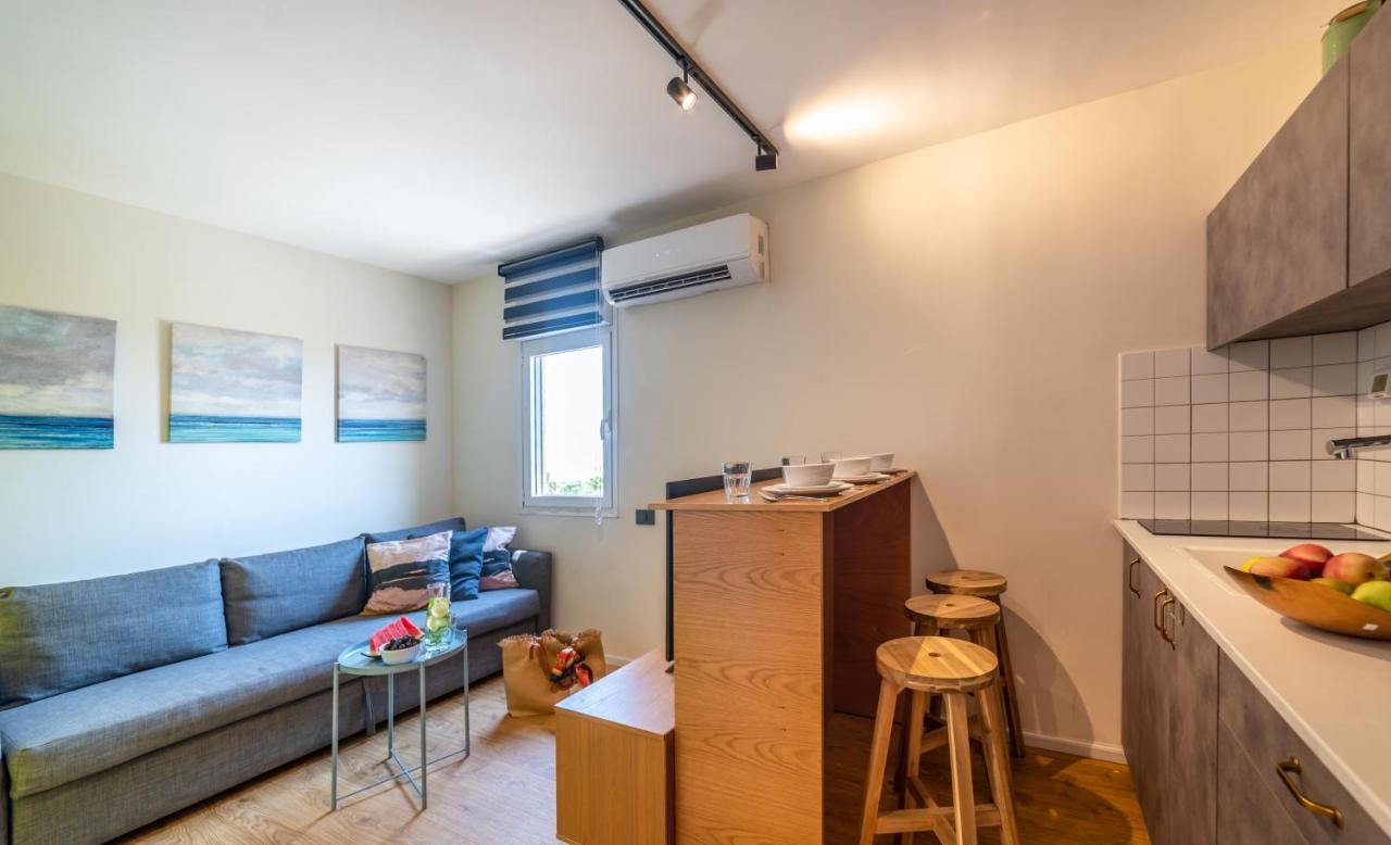 The Six Days Stylish One Bedroom Apartments Eilat Ngoại thất bức ảnh